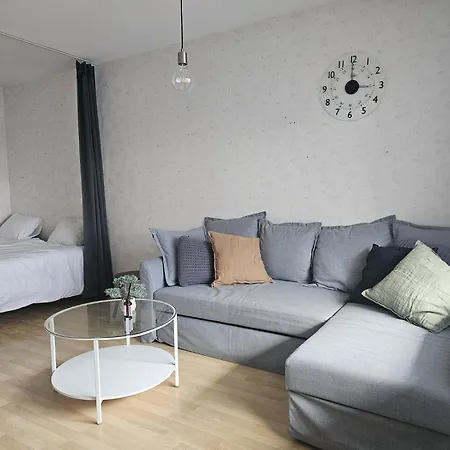 - Sisaeltaeae Parkkipaikan