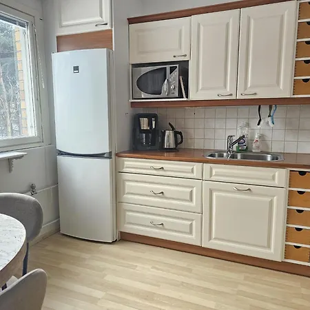 - Sisaeltaeae Parkkipaikan * Laitila